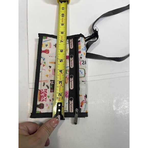 LeSportsac Small Crossbody Wallet Beauty Cosmetics Hair Stylist Rare Eyelash - Picture 9 of 16